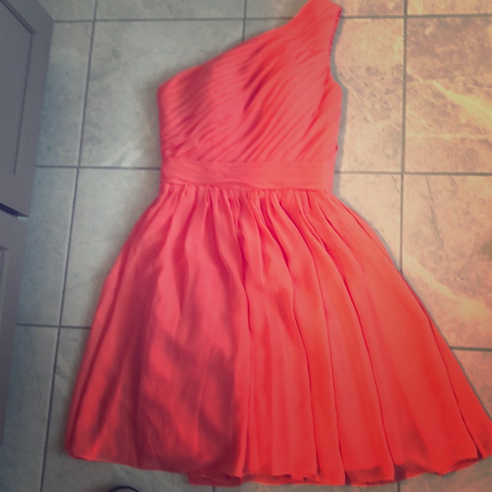 One shoulder dress